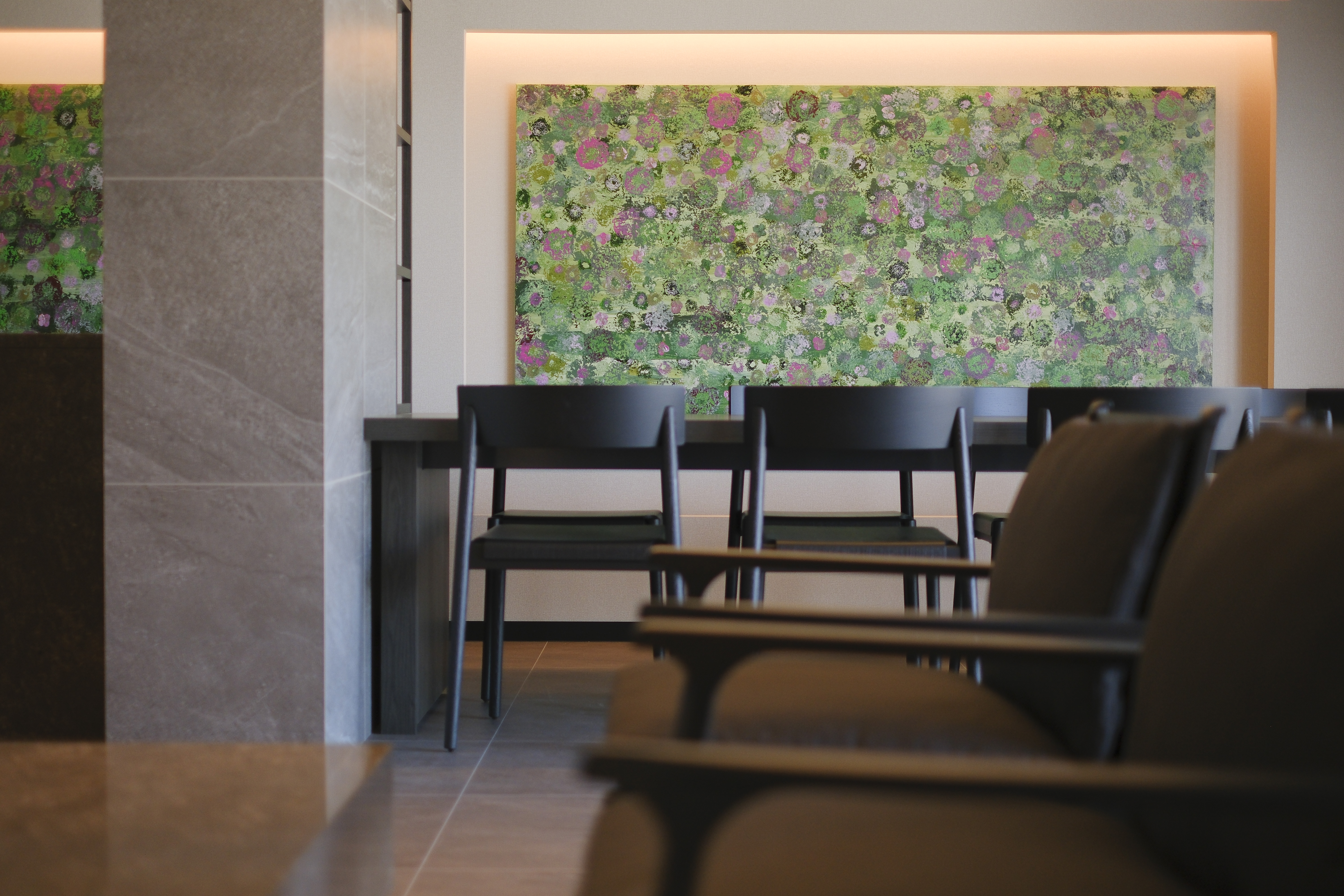 ニコライ・バーグマンが「リビオタワー大分」の植栽監修とアートを制作